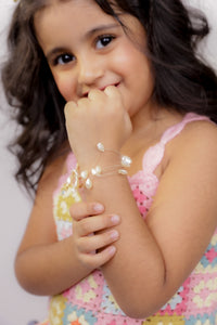 White Pearl Bracelet 2