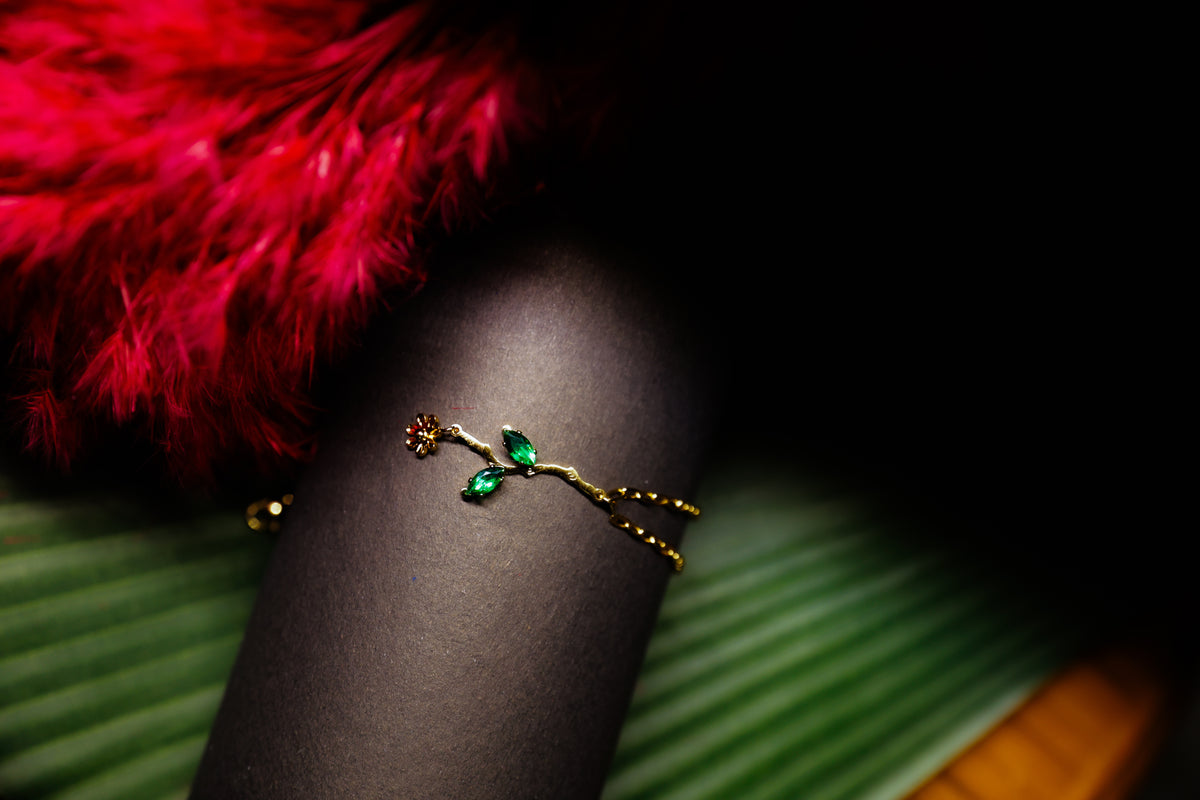 Green Leaf Pendant
