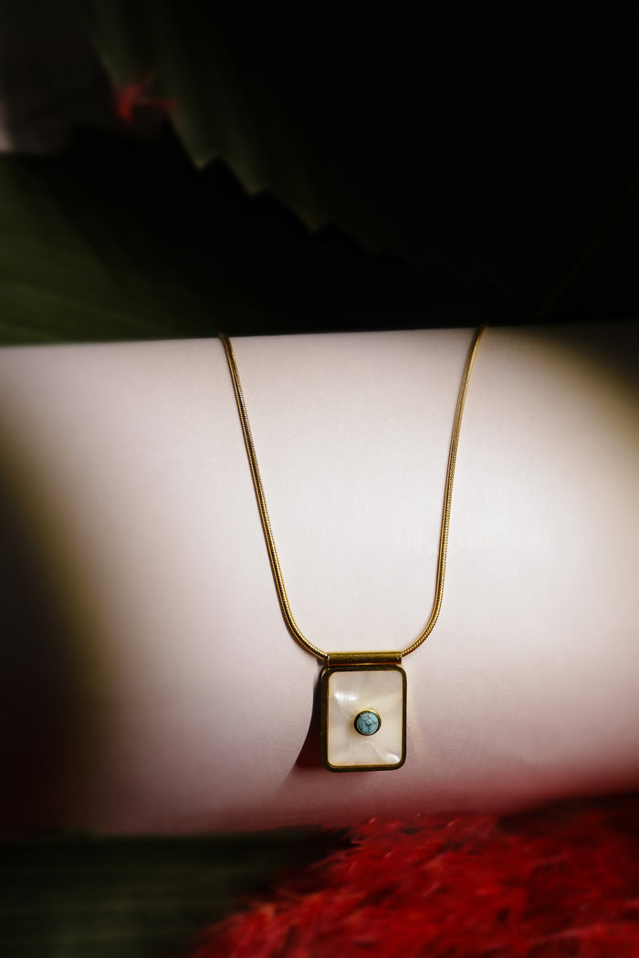 Mother Pearl Pendant