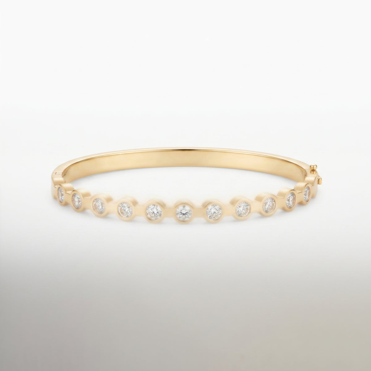 White Round Diamond Bracelet